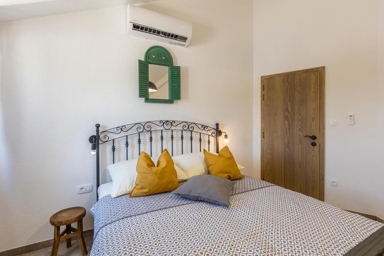 Island Getaway - Heritage House Mirce 外观 照片