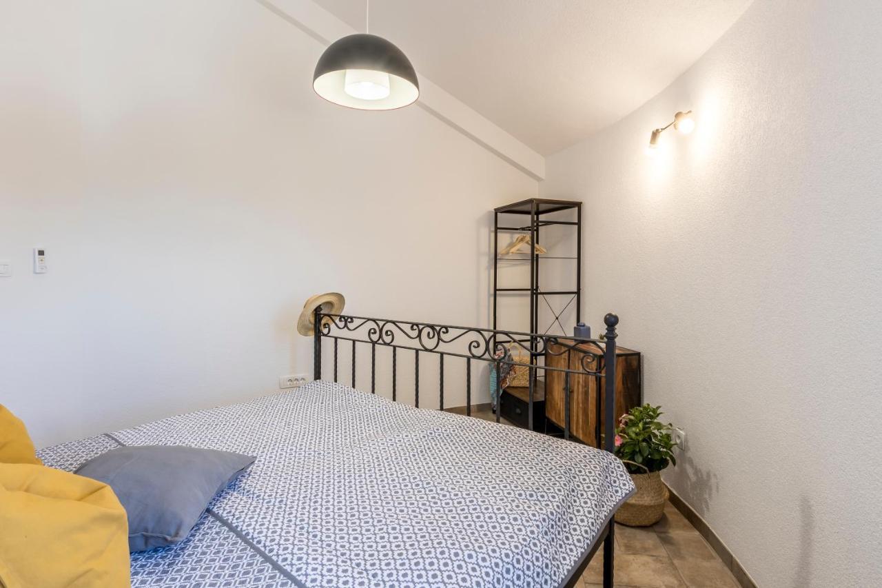 Island Getaway - Heritage House Mirce 外观 照片