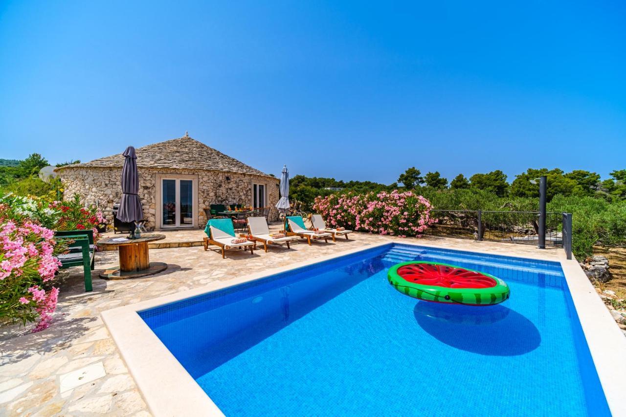 Island Getaway - Heritage House Mirce 外观 照片