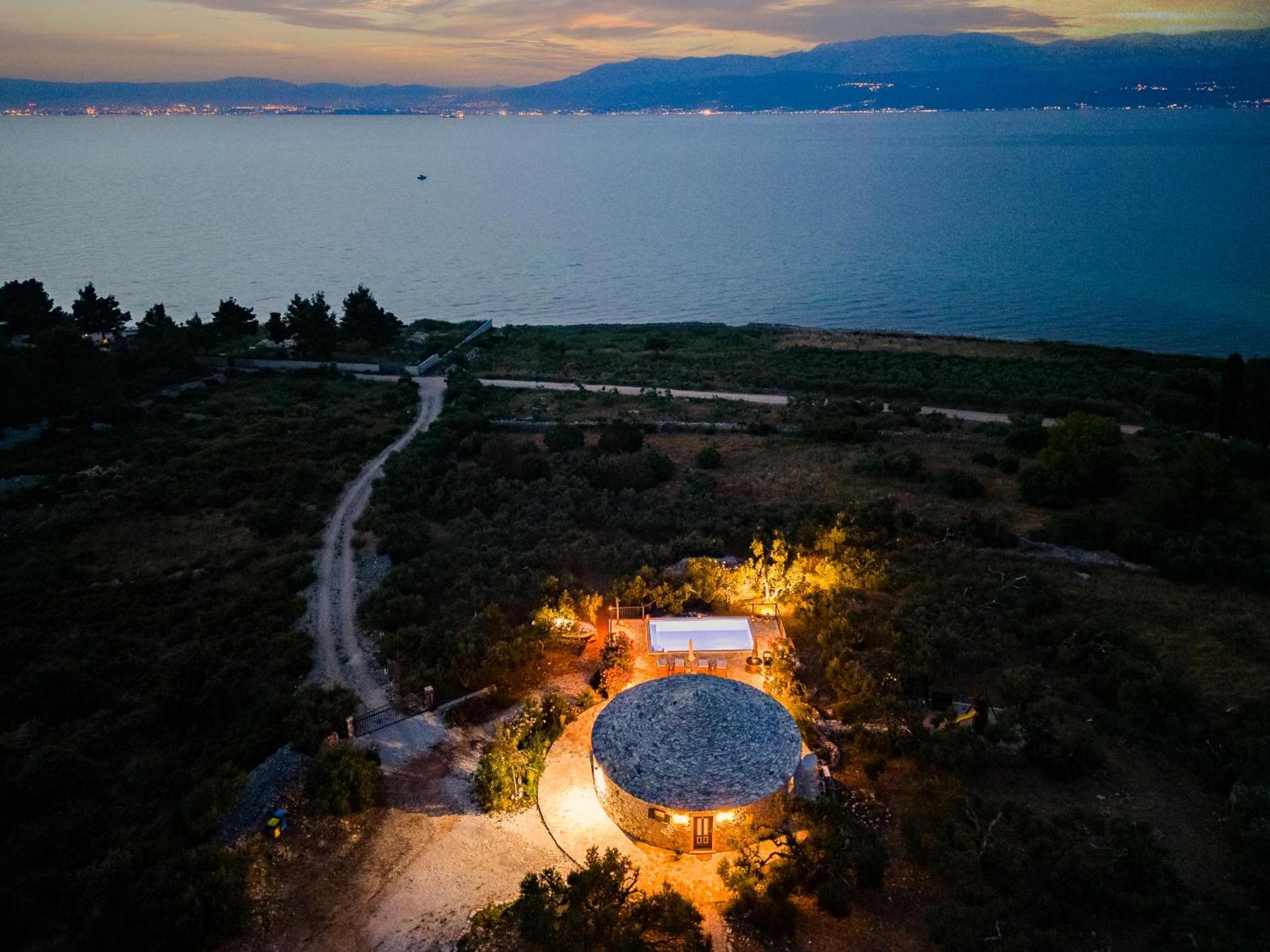 Island Getaway - Heritage House Mirce 外观 照片